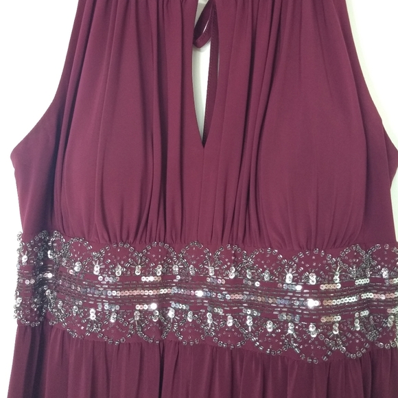 Women's Sleeveless long formal dress with beaded waist Sz 14 - Picture 3 of 10